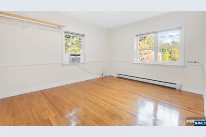 558 Broad Avenue, Leonia, NJ 07605 - Photo 10