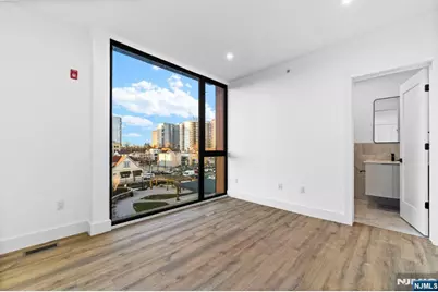 223 Main Street A #A, Fort Lee, NJ 07024 - Photo 10