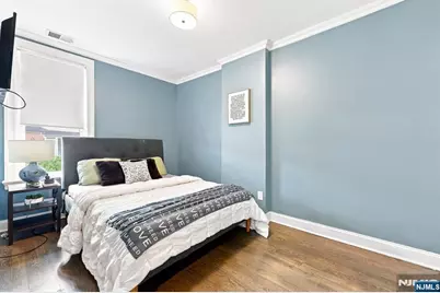64 Montague Place C0002 #C0002, Montclair, NJ 07042 - Photo 8