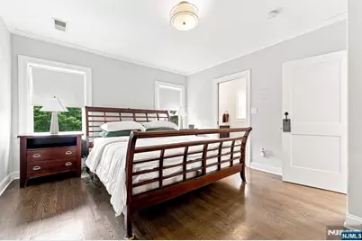 64 Montague Place C0002 #C0002, Montclair, NJ 07042 - Photo 6