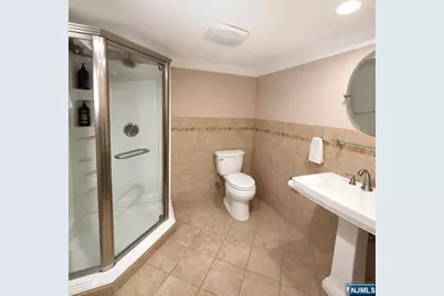 7-20 Fern Street, Fair Lawn, NJ 07410 - Photo 10