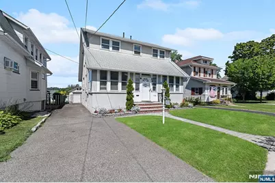 433 Stuyvesant Avenue, Lyndhurst Township, NJ 07071 - Photo 1