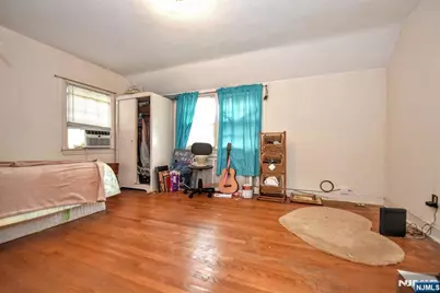 210 Rodney Street, Glen Rock, NJ 07452 - Photo 10