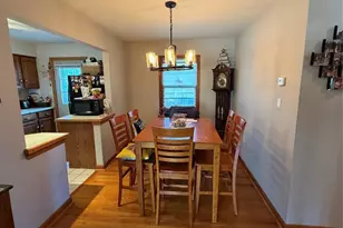 407 Berry Ave, Carlstadt, NJ 07072 - Photo 4