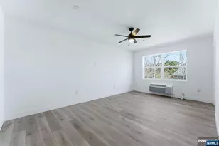 95 Shepherds Ln 206A, Totowa, NJ 07512 - Photo 2
