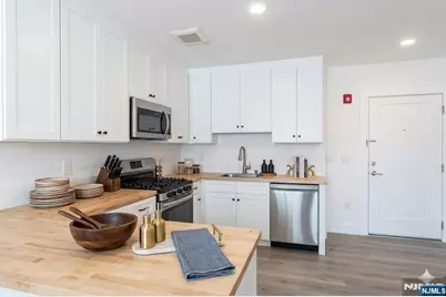 95 Shepherds Lane 301B #301B, Totowa, NJ 07512 - Photo 12
