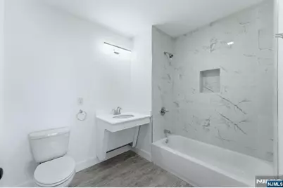 95 Shepherds Lane 301B #301B, Totowa, NJ 07512 - Photo 6