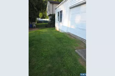 138 Ethel Avenue, Hawthorne, NJ 07506 - Photo 12