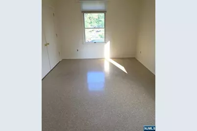 138 Ethel Avenue, Hawthorne, NJ 07506 - Photo 10