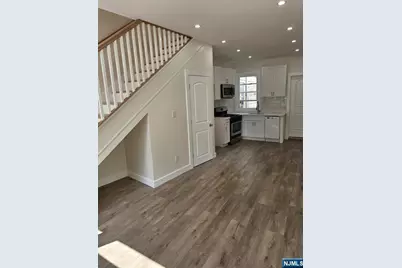 48 Paulison Avenue, Ridgefield Park, NJ 07660 - Photo 2