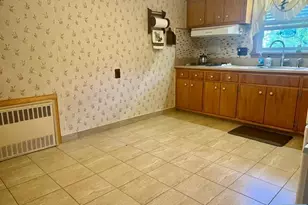 9 Carlen Ct 2, Fairview, NJ 07022 - Photo 4