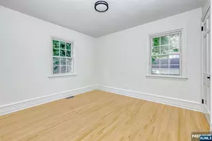924 Franklin Ave, Franklin Lakes, NJ 07417 - Photo 12
