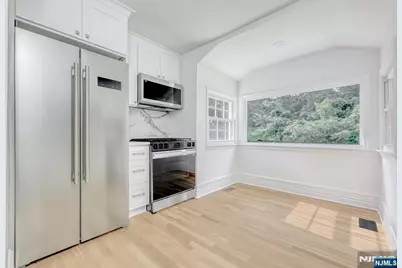 924 Franklin Avenue, Franklin Lakes, NJ 07417 - Photo 8