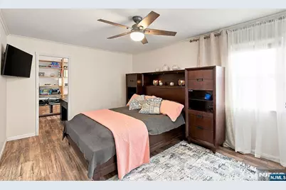 12-68 6th Street, Fair Lawn, NJ 07410 - Photo 28