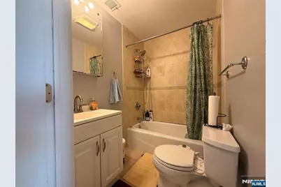 825 Belmont, Haledon, NJ 07508 - Photo 26