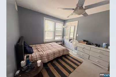 825 Belmont, Haledon, NJ 07508 - Photo 36