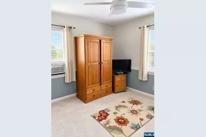 241 Highland Avenue, Kearny, NJ 07032 - Photo 18