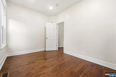 244 Clinton Avenue 1 #1, Jersey City, NJ 07304 - Photo 4