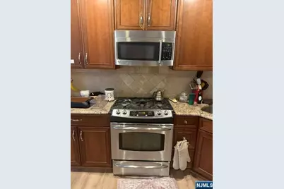 421 4th Street, Carlstadt, NJ 07072 - Photo 4