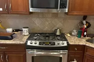 421 4th St, Carlstadt, NJ 07072 - Photo 4