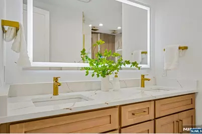 83 Falcon Road, Livingston, NJ 07039 - Photo 16