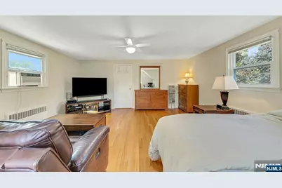 152 Spring Street, Harrington Park, NJ 07640 - Photo 18