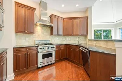 1310 The Plaza 1310 #1310, Tenafly, NJ 07670 - Photo 12