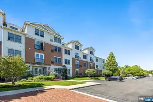 1310 The Plaza 1310, Tenafly, NJ 07670 - Photo 4