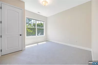 1310 The Plaza 1310 #1310, Tenafly, NJ 07670 - Photo 8