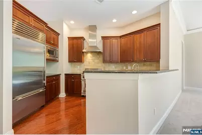 1310 The Plaza 1310 #1310, Tenafly, NJ 07670 - Photo 14