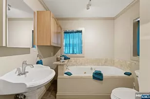 81 Sergeantsville Rd, Flemington, NJ 08822 - Photo 16