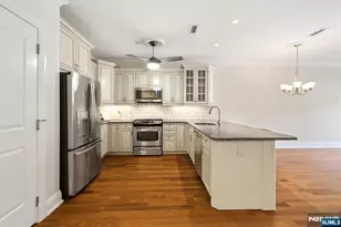 1206 Rio Vista Ln, Northvale, NJ 07647 - Photo 2