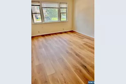 271 Warren Street First Floor #First Floor, Lyndhurst Township, NJ 07071 - Photo 2