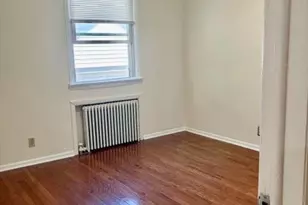 271 Warren Street First Floor, Lyndhurst Township, NJ 07071 - Photo 6