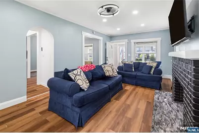 48 Laurel Avenue, East Orange, NJ 07017 - Photo 4