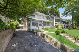 48 Laurel Ave, East Orange, NJ 07017 - Photo 2