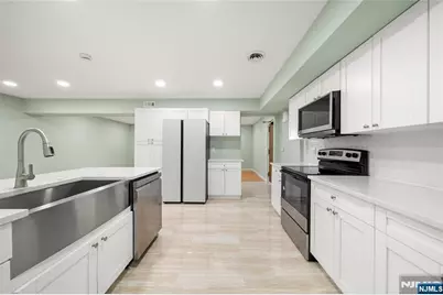 337 Fort Lee Road 1D #1D, Leonia, NJ 07605 - Photo 6