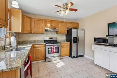 274 Garibaldi Avenue 2 #2, Lodi, NJ 07644 - Photo 24