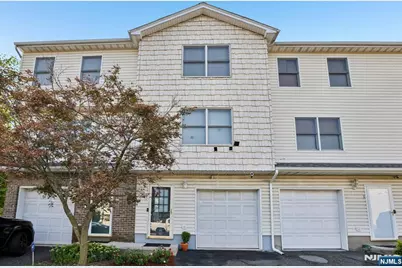 274 Garibaldi Avenue 2 #2, Lodi, NJ 07644 - Photo 2