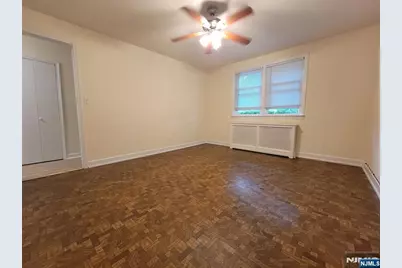 33 N Maple Avenue Apt 1 Left #Apt 1 Left, Park Ridge, NJ 07656 - Photo 6