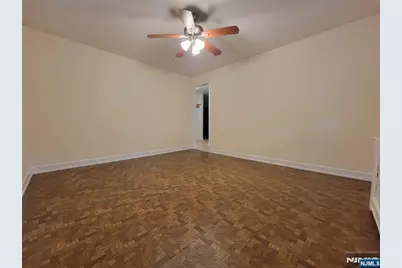 33 N Maple Avenue Apt 1 Left #Apt 1 Left, Park Ridge, NJ 07656 - Photo 8