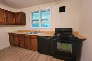 33 N Maple Ave Apt 1 Left, Park Ridge, NJ 07656 - Photo 18