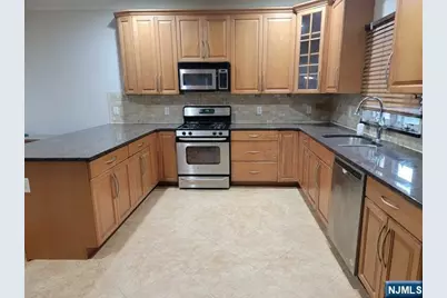 50 Edsall Avenue A #A, Palisades Park, NJ 07650 - Photo 4