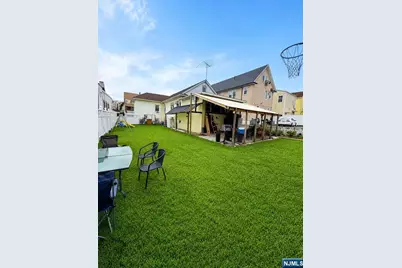 24 Quinn Street, Paterson, NJ 07501 - Photo 2