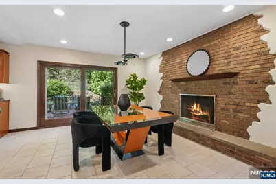 628 Omaha Way, Franklin Lakes, NJ 07417 - Photo 14