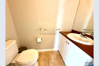 200 Dey Street 213 #213, Harrison, NJ 07029 - Photo 4