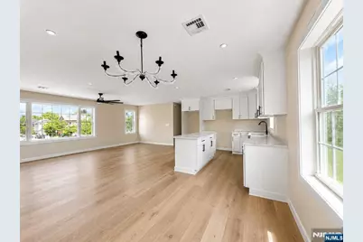 81 Ellen Street 2 #2, Nutley, NJ 07110 - Photo 4