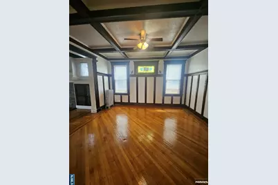 275 S Burnett Street 2 #2, East Orange, NJ 07018 - Photo 2