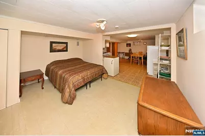 393 Gregory Road, Paramus, NJ 07652 - Photo 24