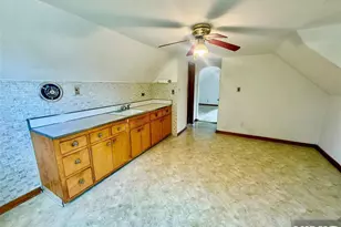 333 Kingsland Ave, Lyndhurst Township, NJ 07071 - Photo 22